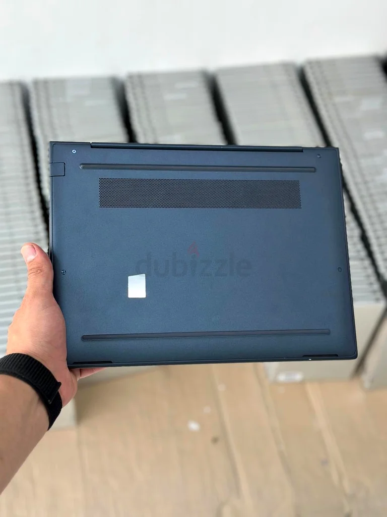كمبيوتر محمول HP فعال - مثالي للعمل واللعب!63263509789443112