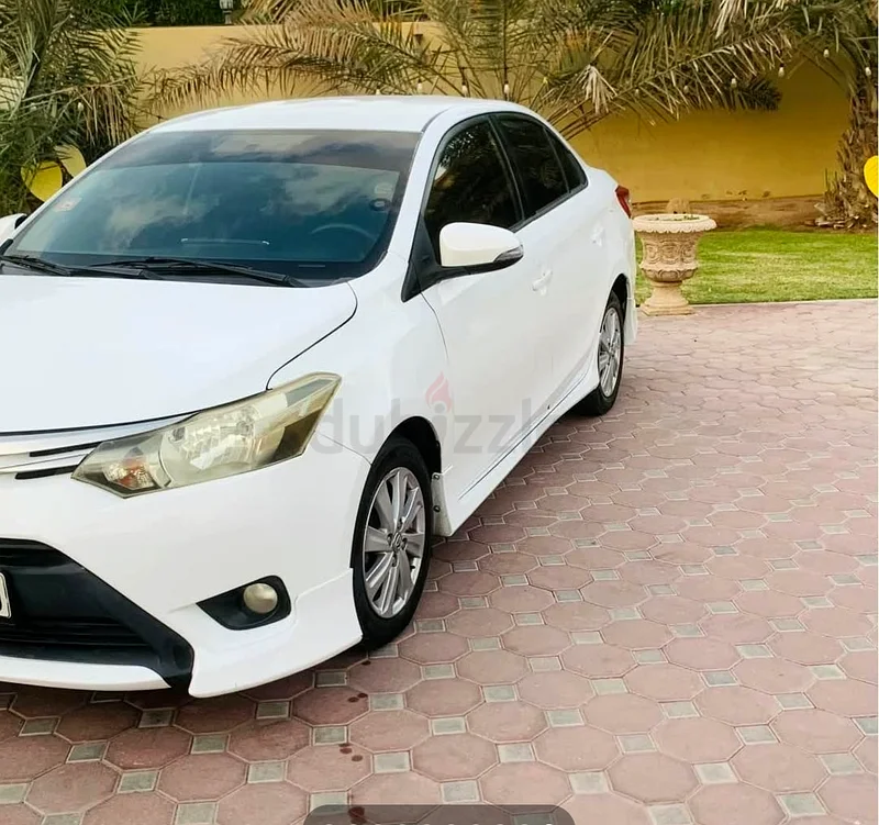 تويوتا ياريس63147210262914114