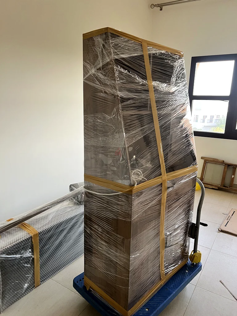 Movers and Packers63220838331778112