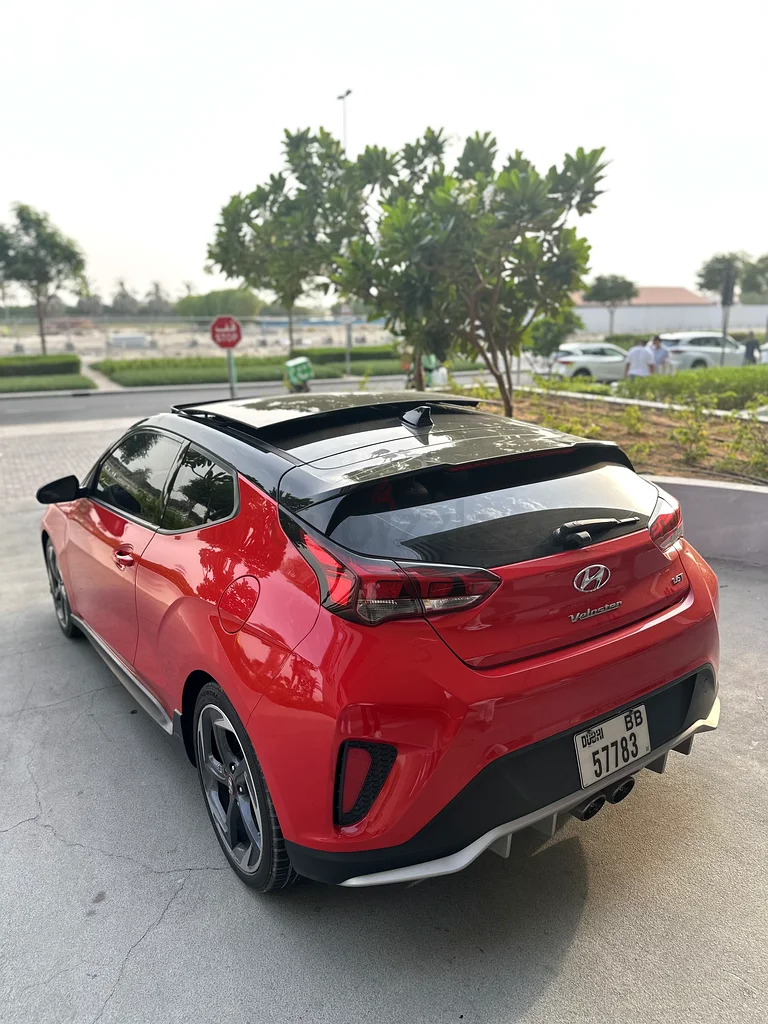 ** Urgent saleHyundai Veloster Turbo 1.6L**631708398809611112