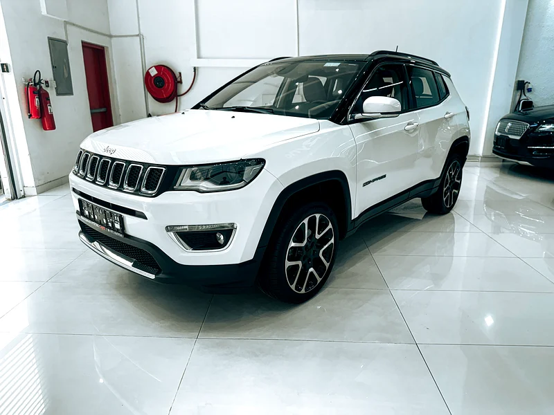 2018 Jeep Compass Limited 2.4L V4 // EMI Starting from 1010 AED63139710825089111