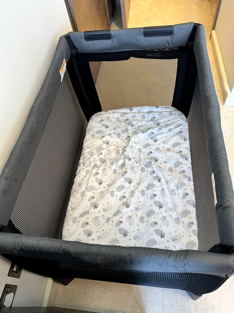 Travel Cot Chicco63206393732354112