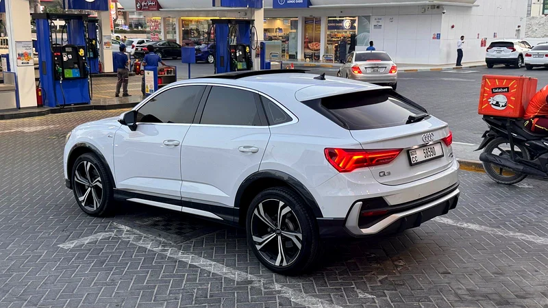 Audi Q3 Sportback S line63227251296513113