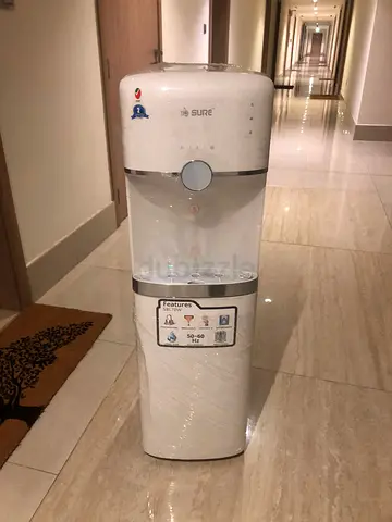 Modern Water Dispenser for Sale - Keep Your Refreshments Cool!