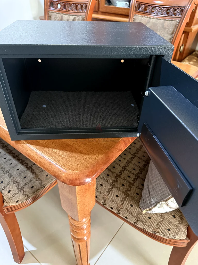 Secure Your Valuables with This Reliable Digital Safe63167583839619112