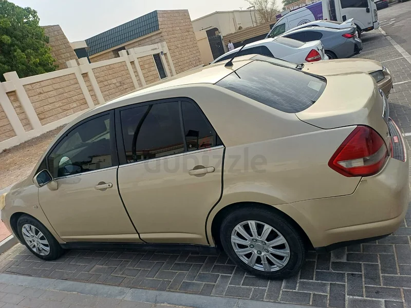 سيارة نيسان تييدا للبيع63148648503425114