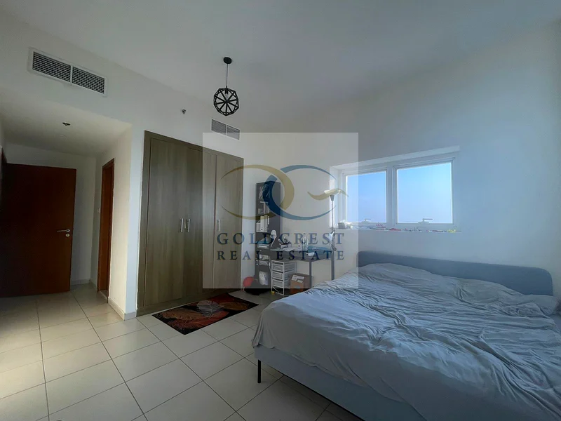 شقة ركنية واسعة من 3 غرف نوم بإطلالات خلابة | برج عجمان وان63888277919105114