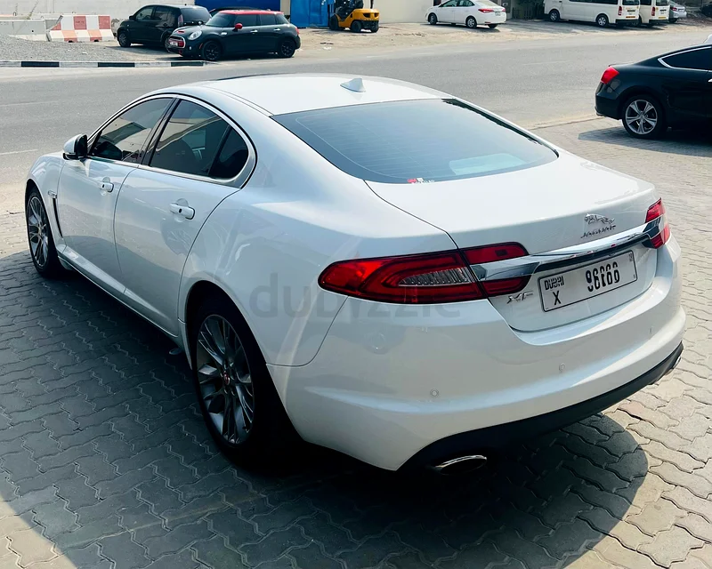 Jaguar XF63221824931457112