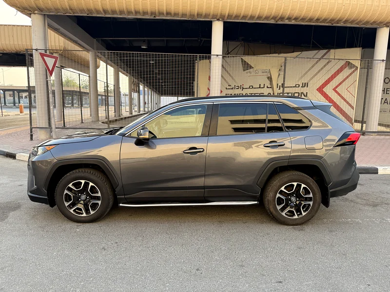 2022 تويوتا راف 4 لي AWD مجموعة مغامرات مواصفات كندا63148650443521113