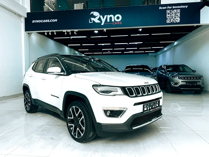 2018 Jeep Compass Limited 2.4L V4 // EMI Starting from 1010 AED631397108250891123