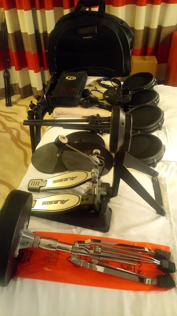 Played Electronic Drum Set Available!63202193275906114