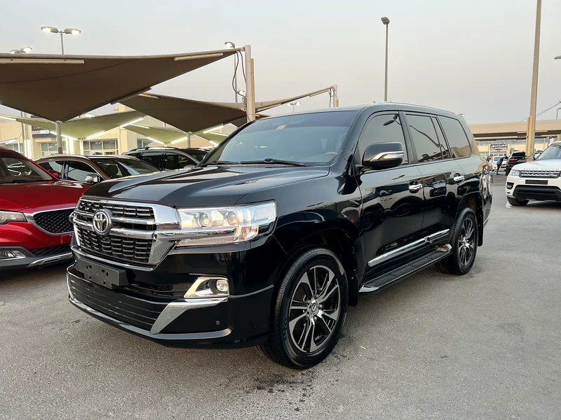 Toyota Land Cruiser 2009 GXR V8 GCC Converted to New 2021 Model63157883279617111