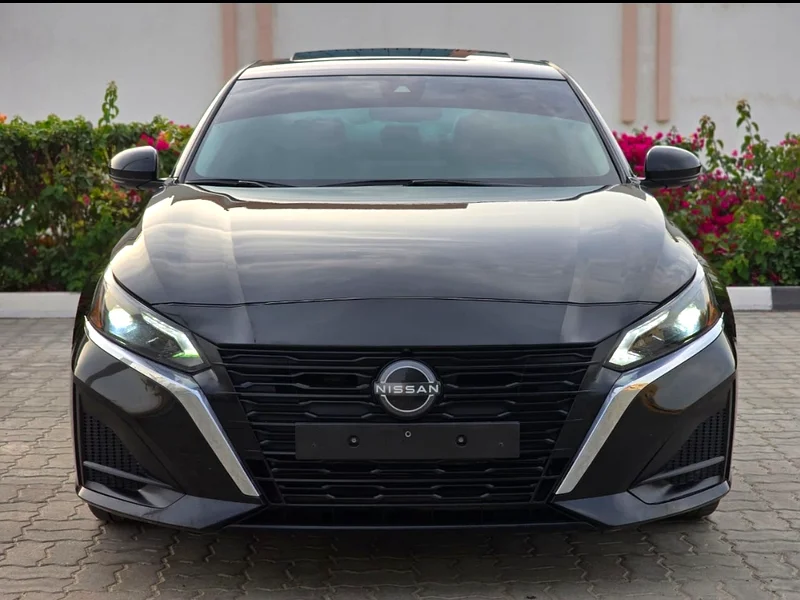 Altima SL 2023 full opition top of rang orignal pint63147685504898112