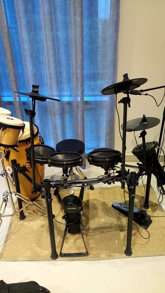 Played Electronic Drum Set Available!63202193275906111