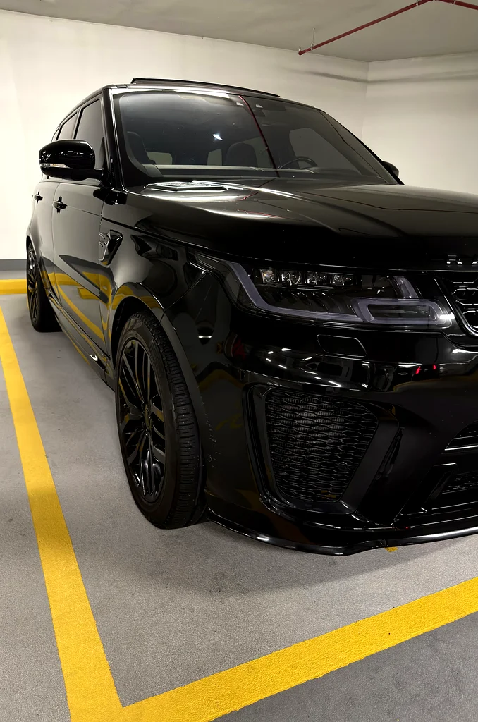 Range Rover Sports SVR 575HP Black Edition63158800193539114