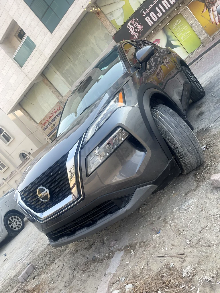 Nissan rouge very clean car632282746401311121