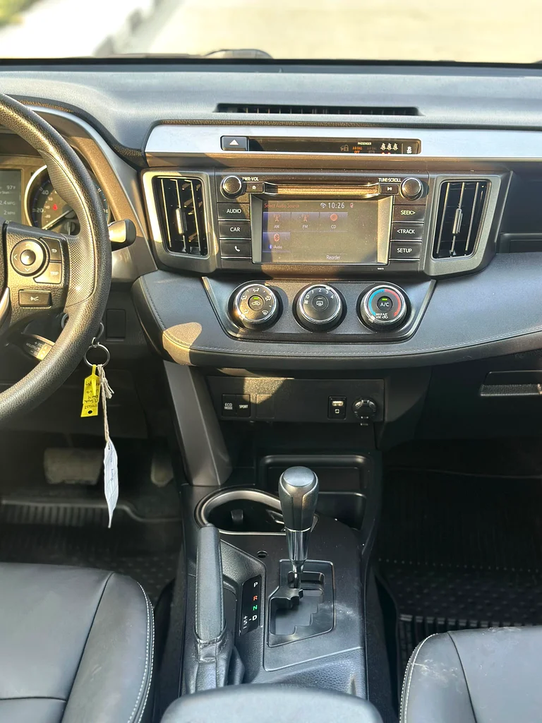 Toyota Rav4 LE* 2017 FULLOPTION with Alloy Rim and leather seat63147688318849114