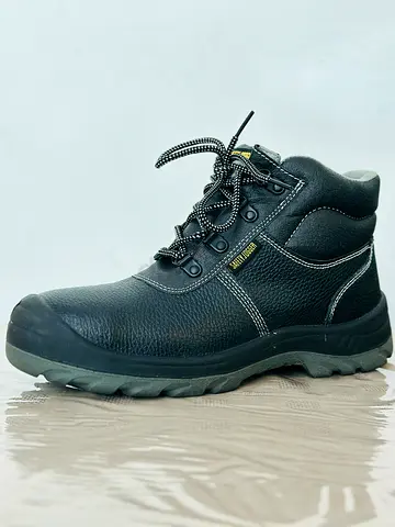 Black safety boots