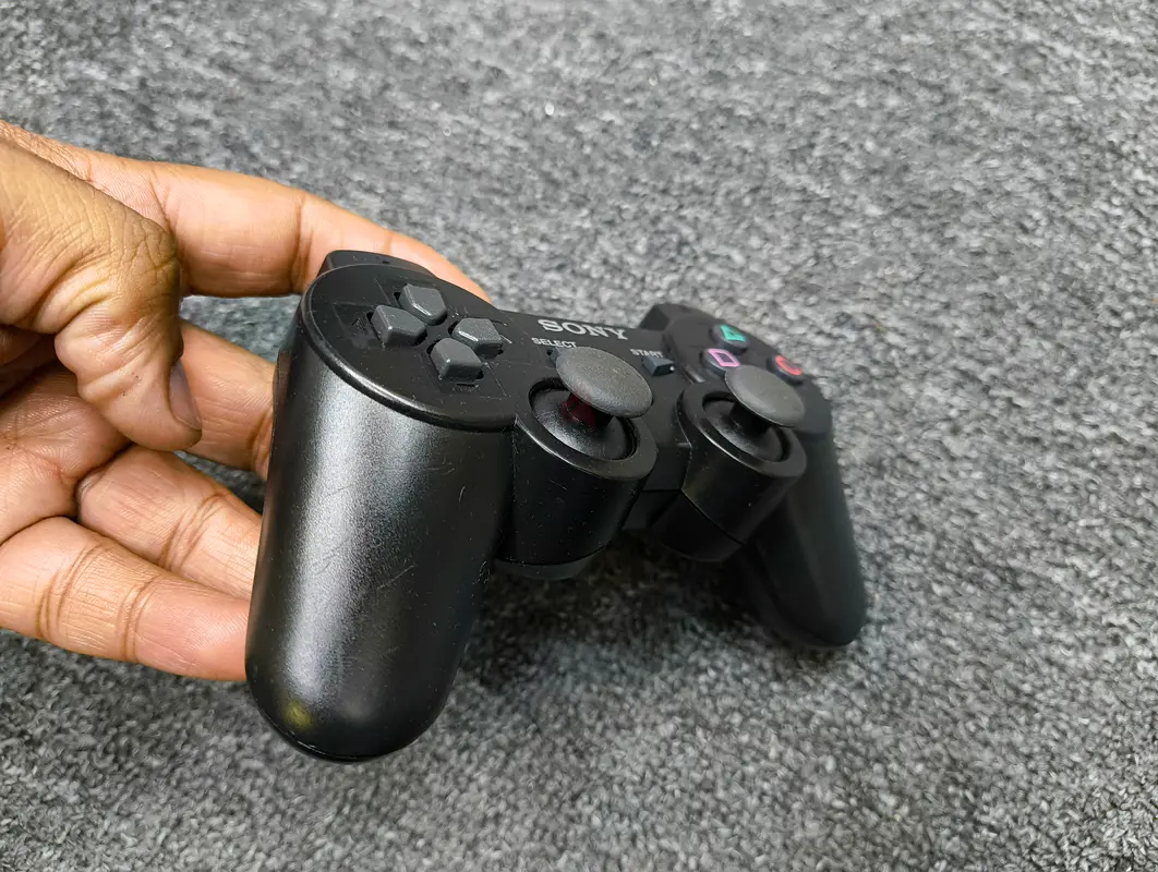 PS3 controller used, available in Sharjah no delivery