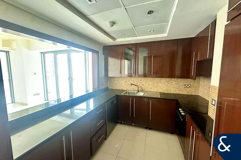 Partial Fountain View| Study | Large Balcony63769240501250112