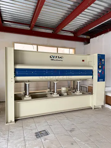 Italian Hot Press Machine