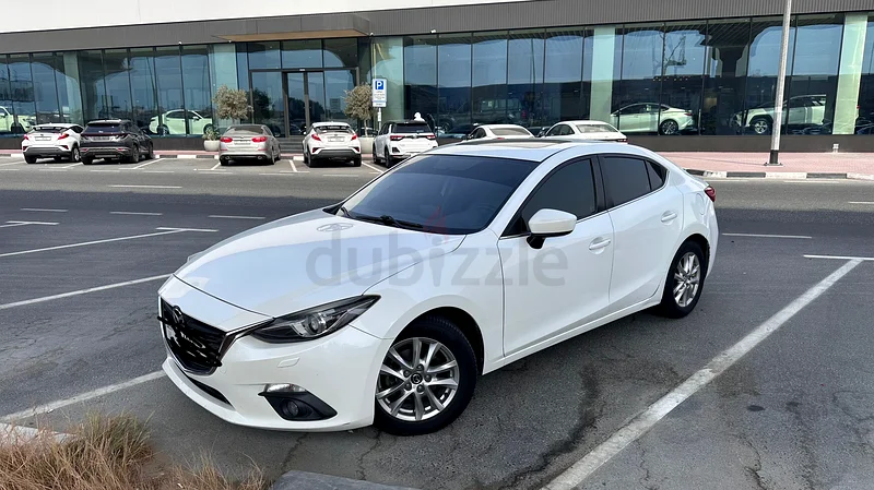 Mazda 3 - 2015 - Female driver - very well maintained63135491628802110
