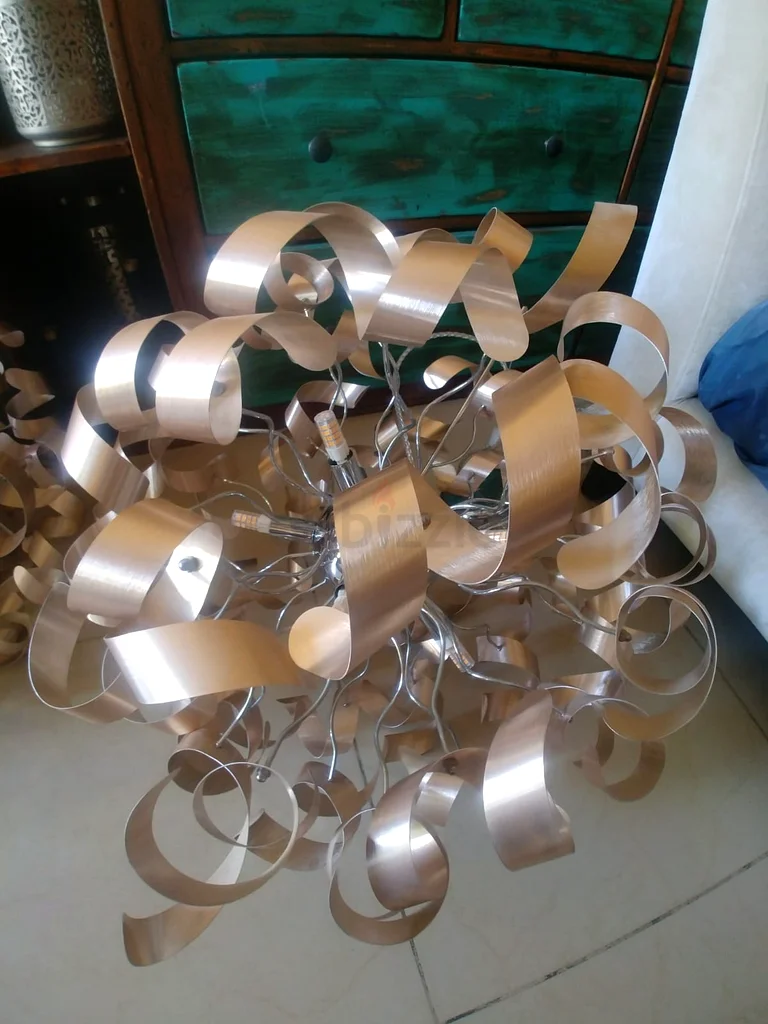 زوج من أضواء الزينة (ثريّا)63190122996994113