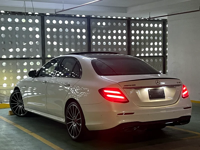 Mercedes E43 AMG | 2017 - USA Specs - Original Paint63143048292481113