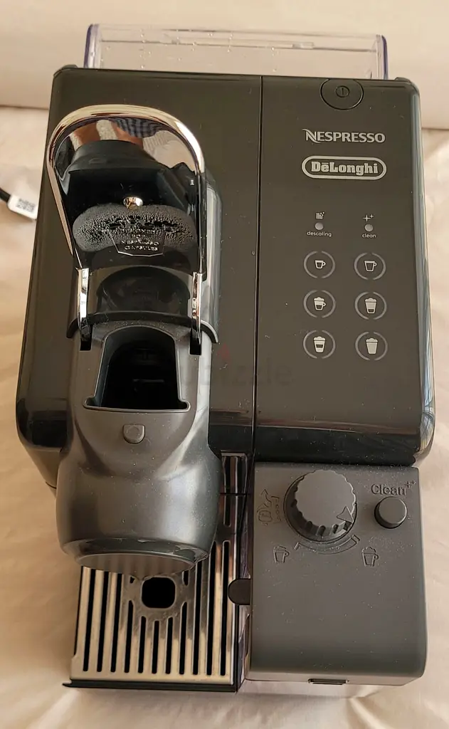 Nespresso
Lattissima Touch Coffee Machine63252950888194112