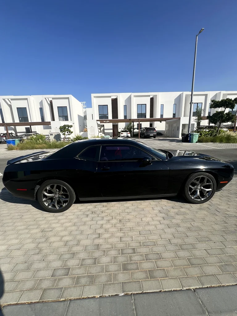 First owner dodge challenger from agency. Cash offer!63223818460674114