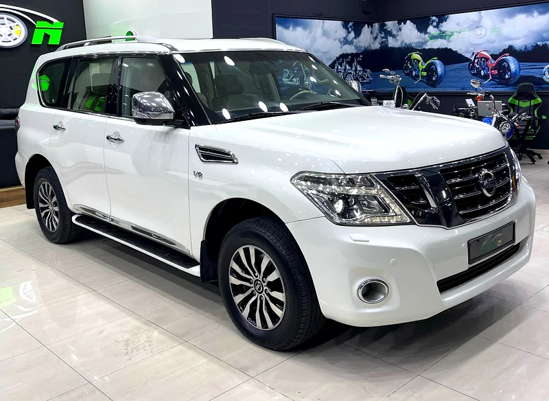 “Drive the Desert King – 2015 White Nissan Patrol V8” GCC SPEC EXCELLENT CONDITON63157442474113113