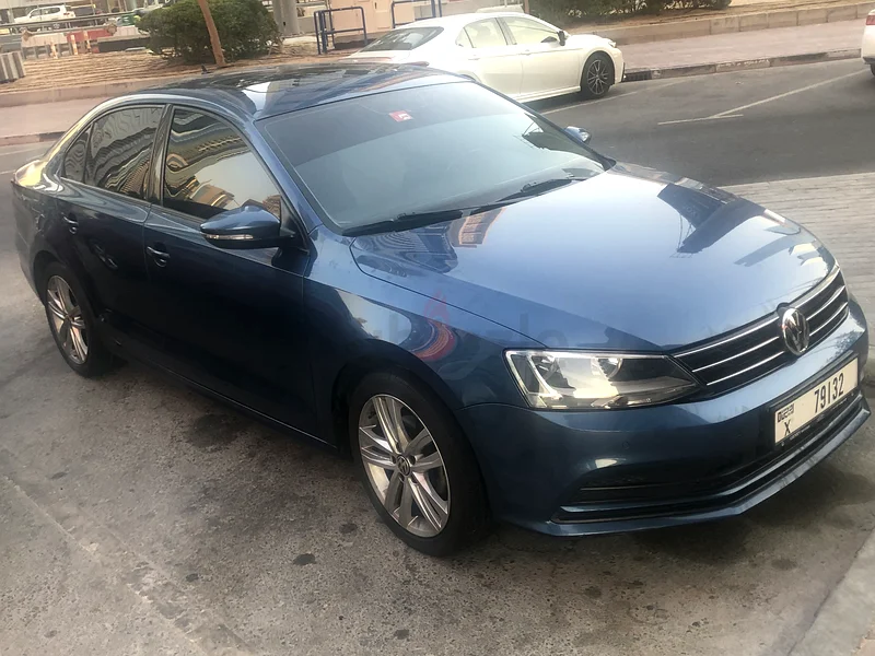 The best Jetta 2.5 L, trend-line neat condition original paint free accident63152290154497114