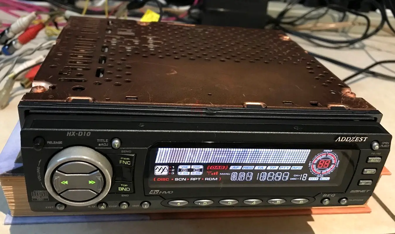 Addzest HX-D10 with MCD2030 Crossover