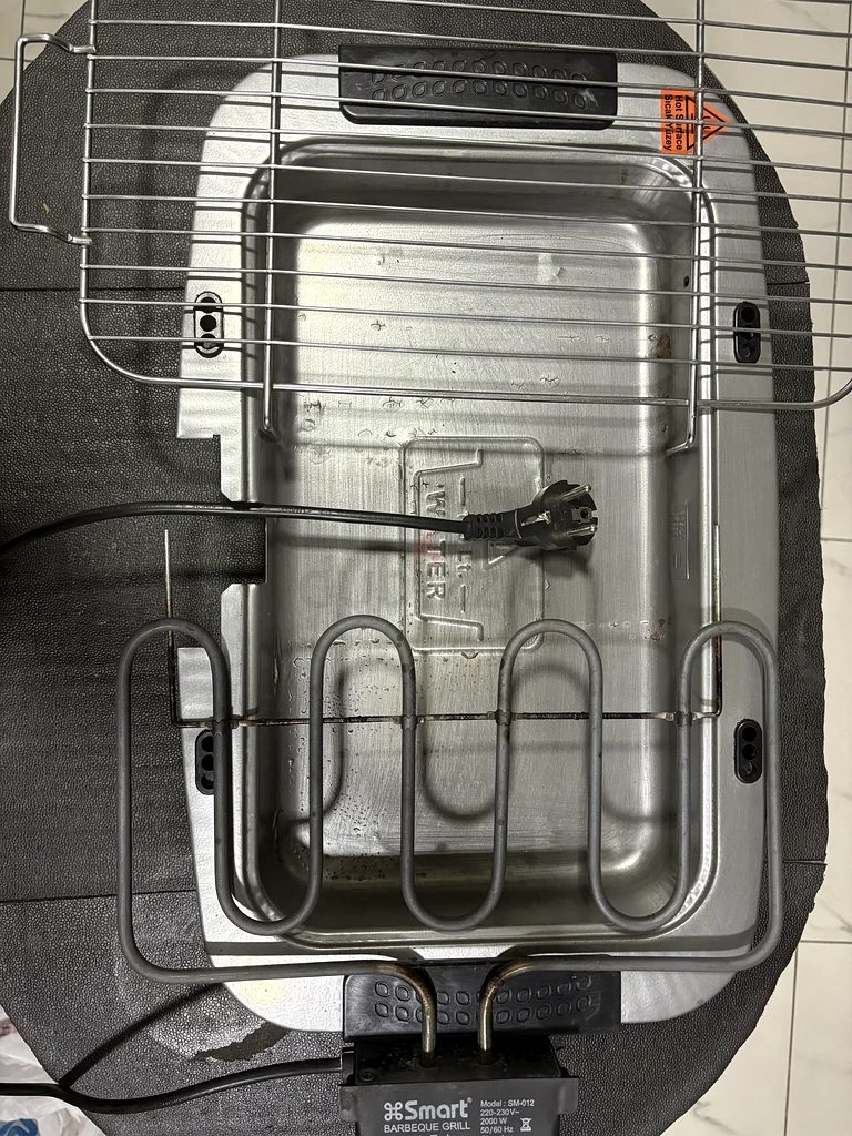Electric BBQ machine63167587177474112