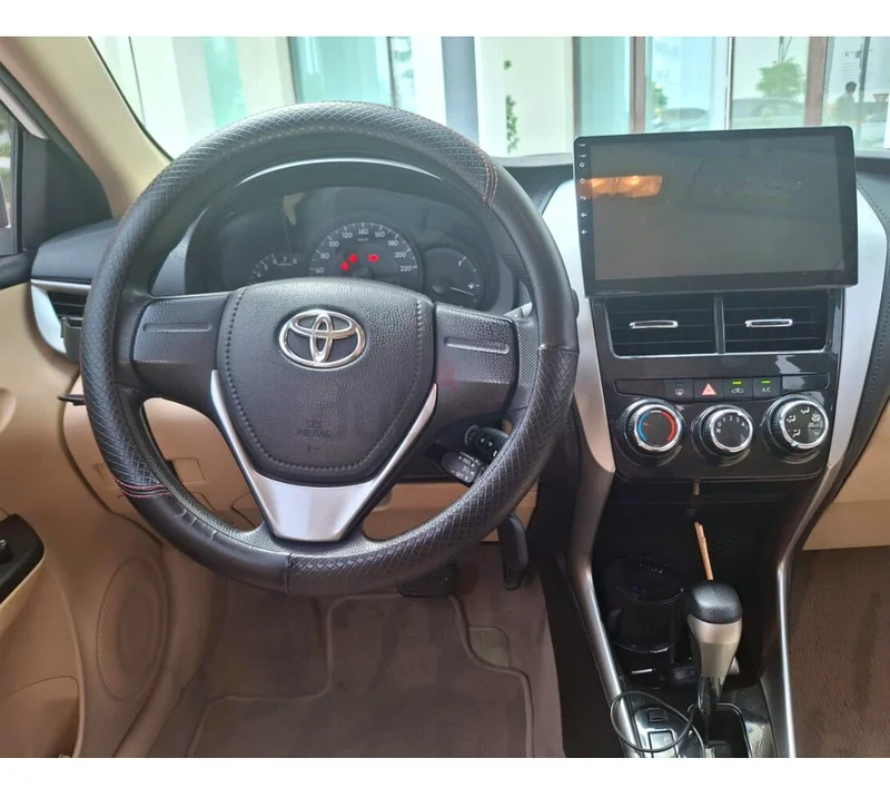 تويوتا ياريس سيدان E - 2019 للبيع، بحالة جيدة والصيانة منتظمة63146740914050112