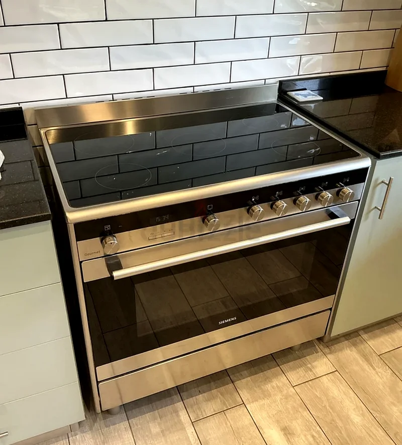 Siemens Electric Cooker Stove 90x60cm Made in Italy63247753276162111