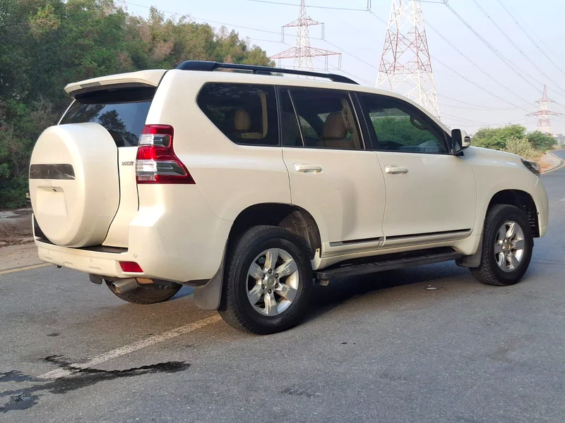 Toyota prado VXR V/663167095230594112