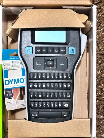 DYMO Label Maker - Perfect for Organizing!