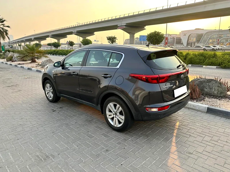 958 درهم شهريًا، دفعة أولى 0% * كيا سبورتاج 2017 * سجل صيانة كامل * بدون حوادث * دول مجلس التعاون الخليجي63170837831810113