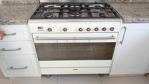Smeg SSA91MAP9, 5 Gas Burners Cooker with Electric Oven, Made in Italy, FREE DELIVERY, INSTALLATION