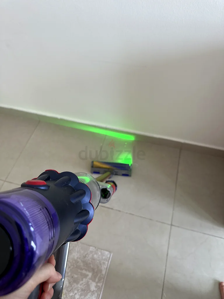 مكنسة دايسون فاكيوم V12 سليم إكسترا63256079770755113