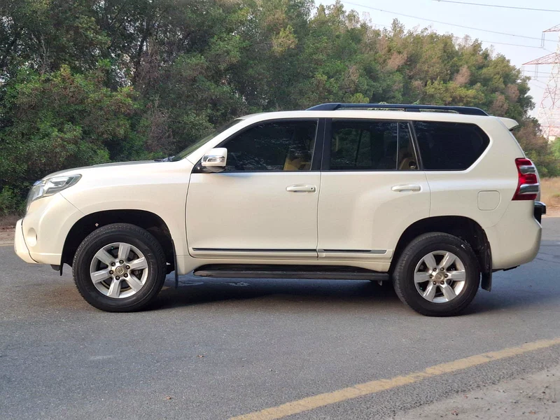Toyota prado VXR V/663167095230594114