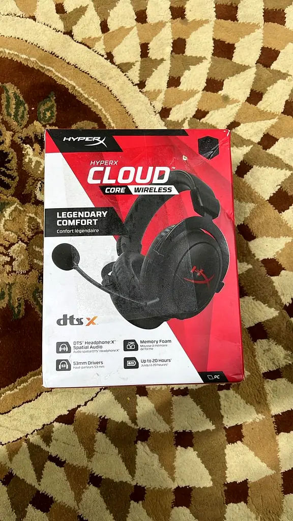 أطلق العنان لإمكانات الألعاب مع سماعة الرأس اللاسلكية HyperX Cloud Core!