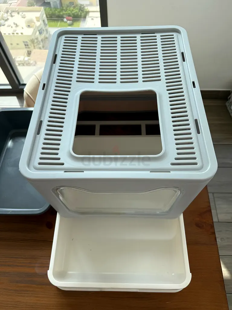 Cat litter box63232157044354114
