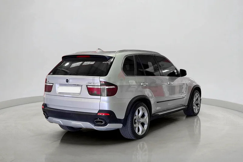 2010 BMW X5 4.8i 4.8L | GCC Specifications63160158521345112
