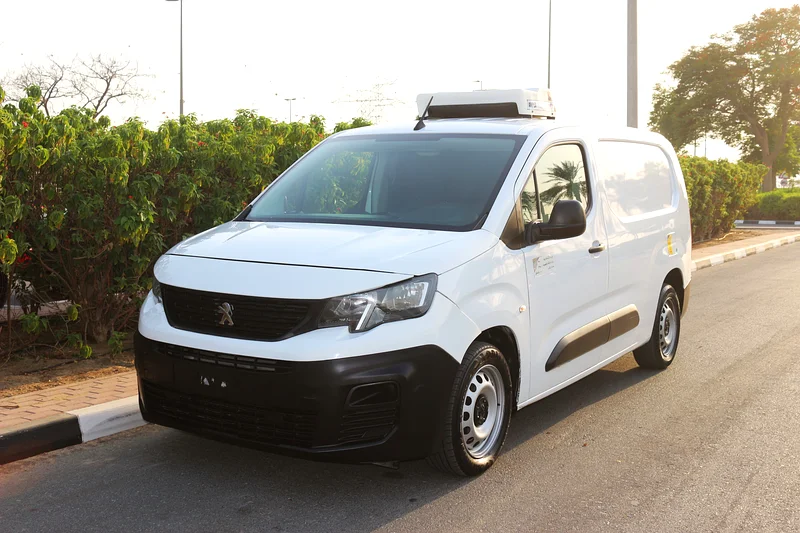 Peugeot Partner 2020 Delivery van with chiller manual gear petrol63154166321411111