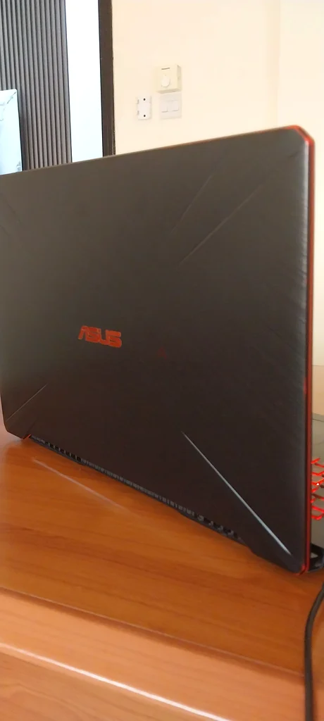 laptop63255530723713112