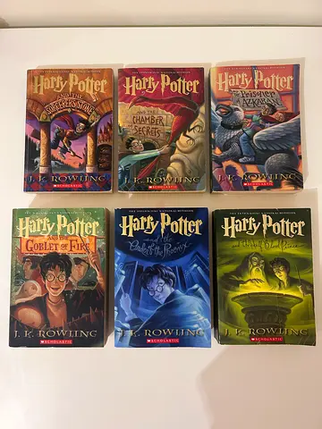 Collection of Harry Potter Books - Magic Awaits!