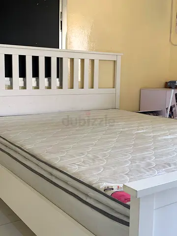 White mattress lilac queen size