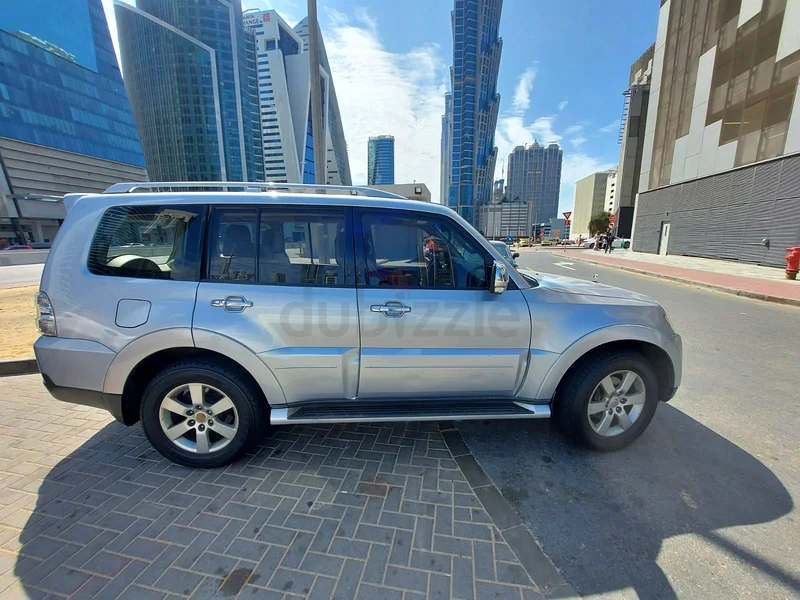 Pajero 3.8V6 fully loaded 2008 model for sale63153228320514111
